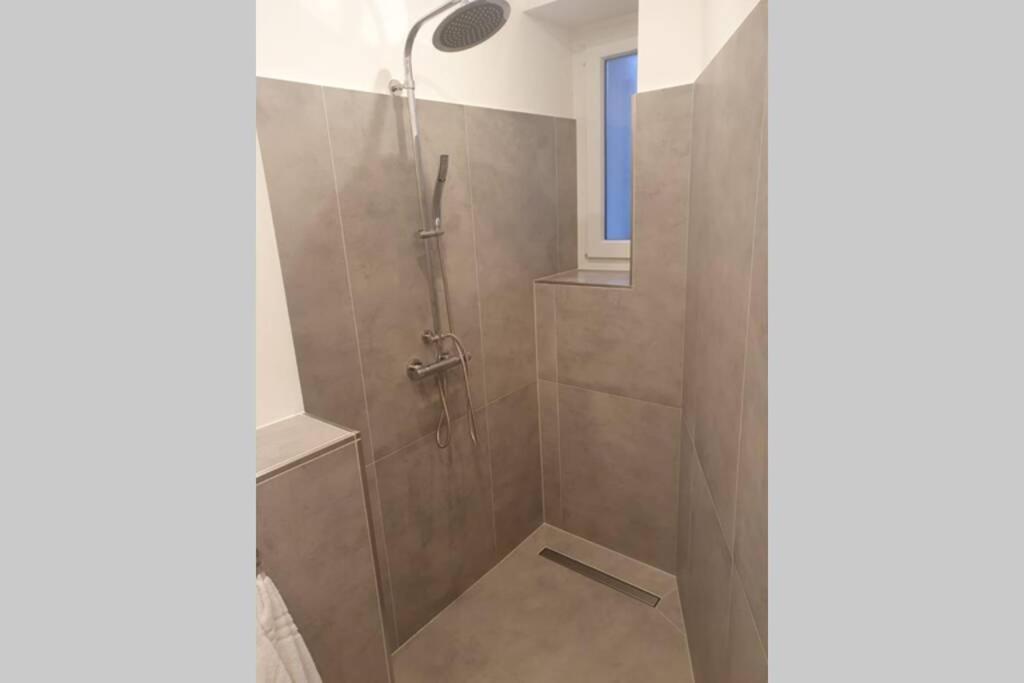 3-Zimmer Wohnung In Der City โบคุห์ม ภายนอก รูปภาพ